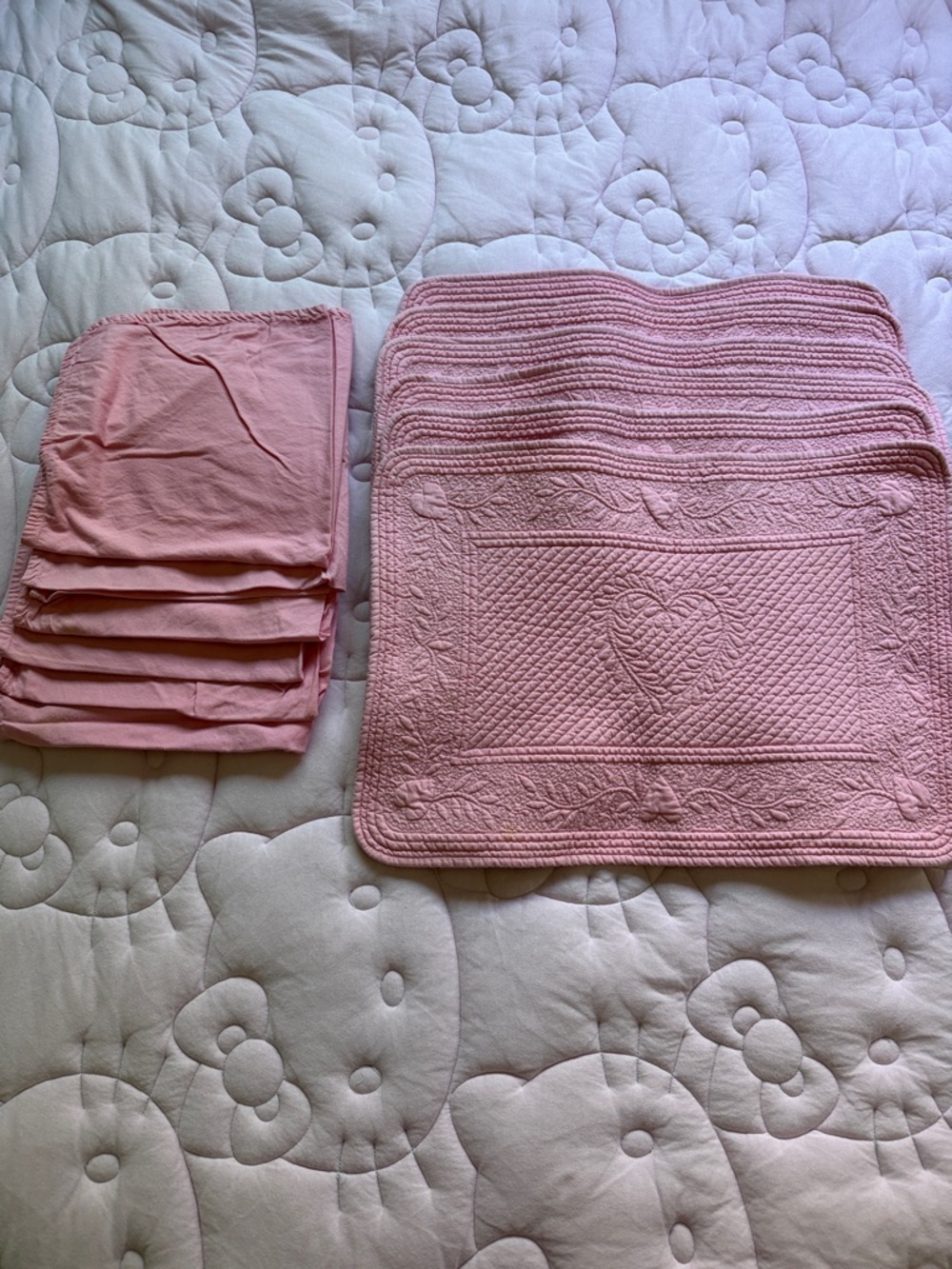 Williams Sonoma Pink Quilted Placemats and Napkins Set